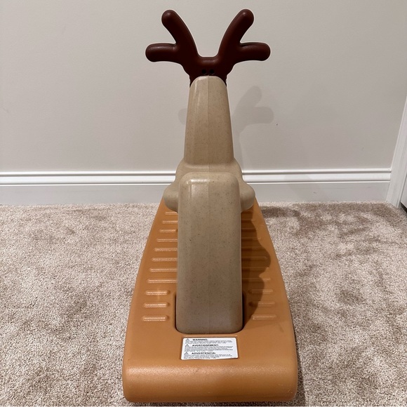 Step2 Rudolph The Rocking Reindeer Toy - Picture 6 of 11